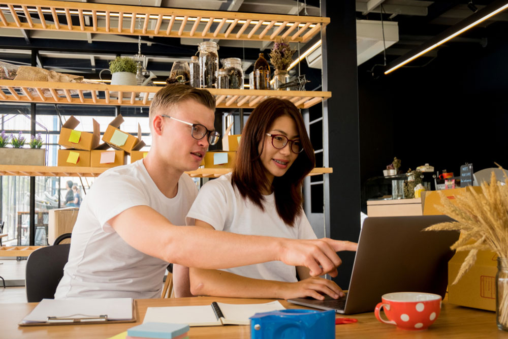 5 best self-publishing companies for authors to consider